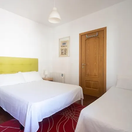 Auba Lloret يوريت دي مار